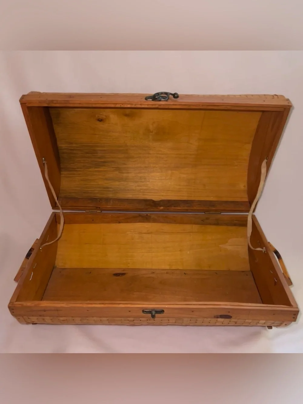 Cottagecore Vintage Bamboo And Rattan Woven Storage Chest Trunk